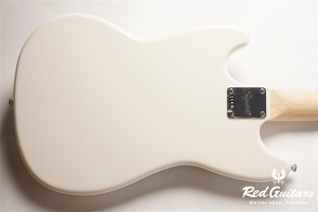 SONIC BRONCO BASS - Arctic White